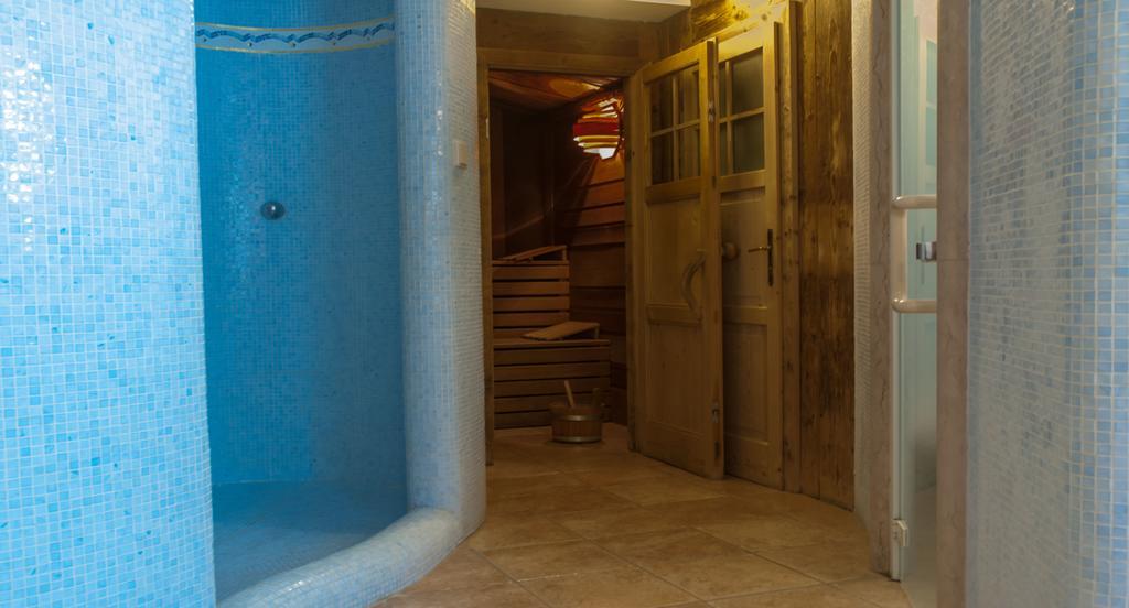 Hotel Ai Pini Vigo di Fassa Ngoại thất bức ảnh