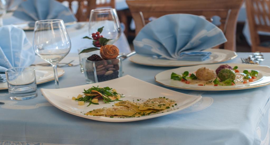 Hotel Ai Pini Vigo di Fassa Ngoại thất bức ảnh